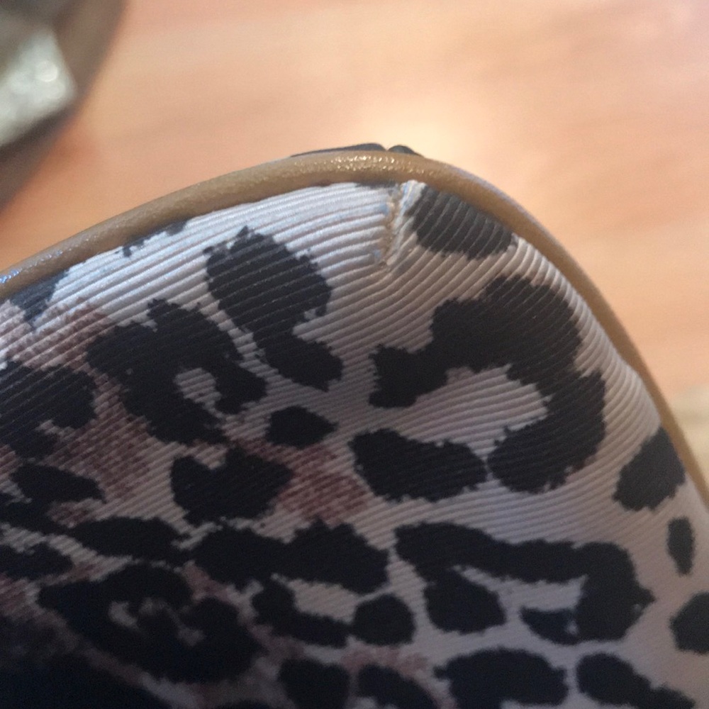 Coach wristlet - Picture 5 of 7